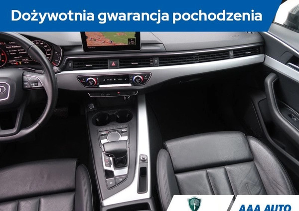 Audi A4 cena 81000 przebieg: 135106, rok produkcji 2017 z Żarki małe 407